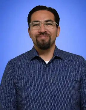 Dr. Víctor Hugo Godinez Valdez
